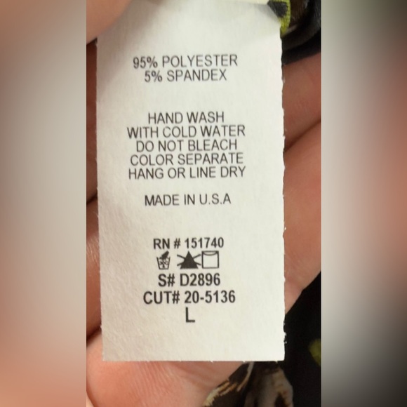 KIMCINE CURVE Tropical Print Maxi Dress with Slit size L - Picture 3 of 4